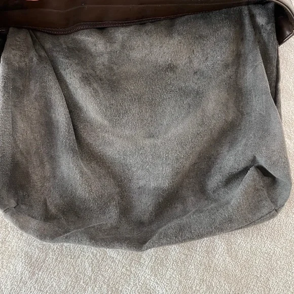 Gucci Brown Vintage Patent Leather Tote Hand Bag - Picture 14 of 16